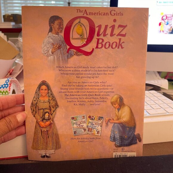 The American Girls 2005 Quiz Book & Trivia Questions by Hirsch Paperback - Picture 2 of 3